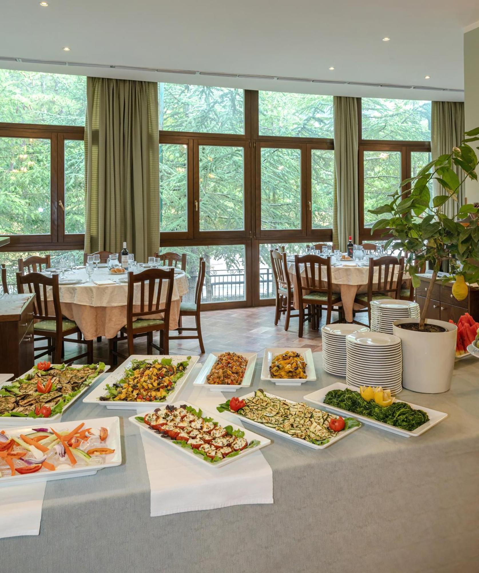 Ovindoli Park Hotel & Spa Exteriör bild